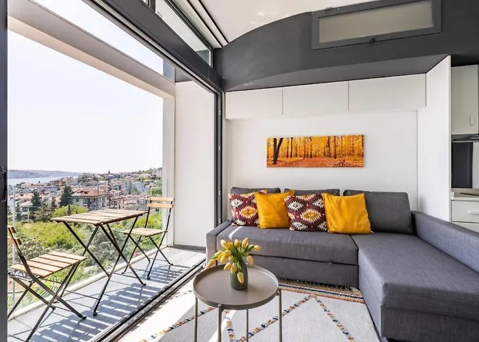 Airy Studio W Stunning Views Private Patio #362
